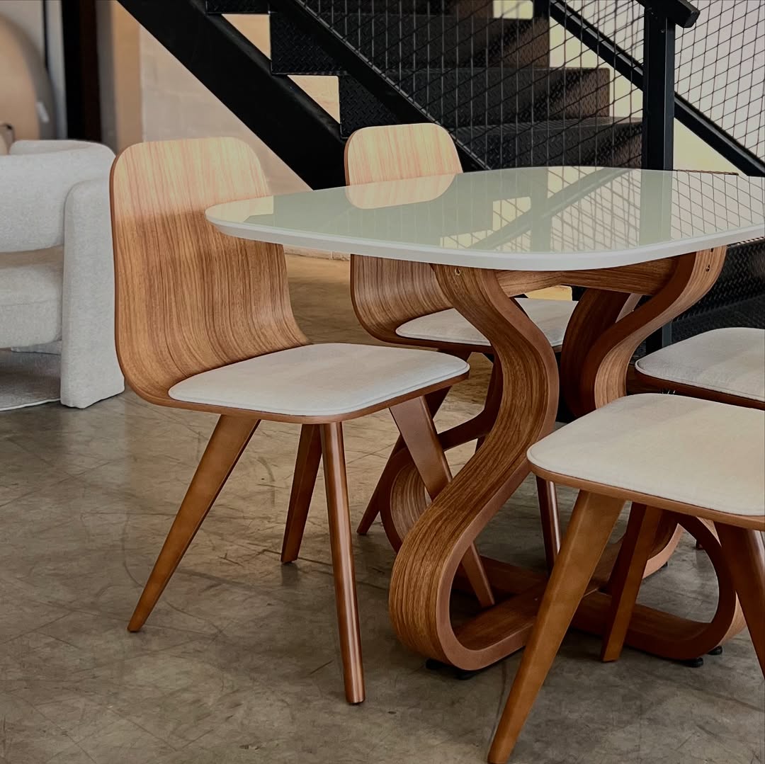 Comedor de 4-S "Olber".