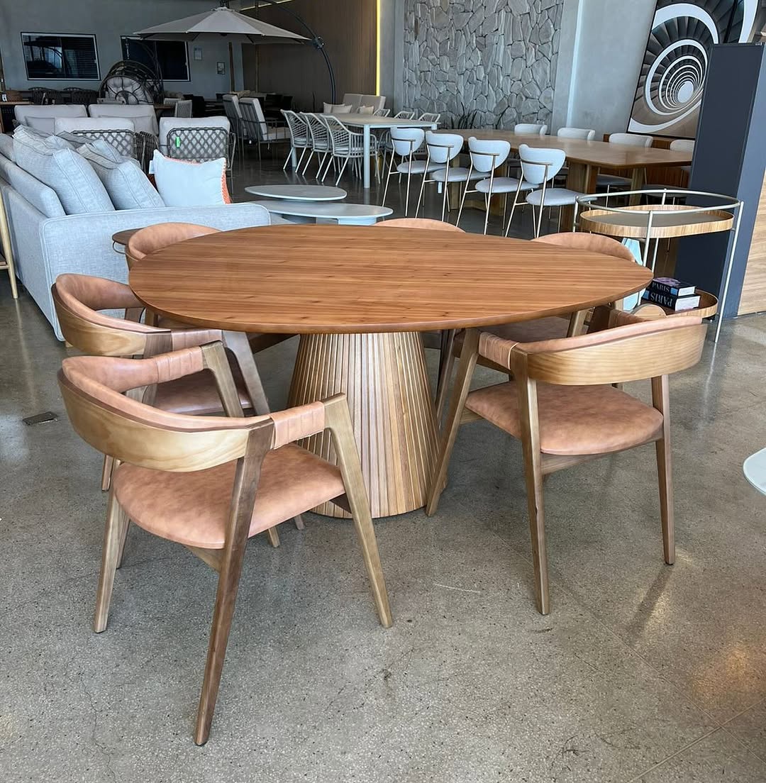 Comedor de 4-S "Berny".
