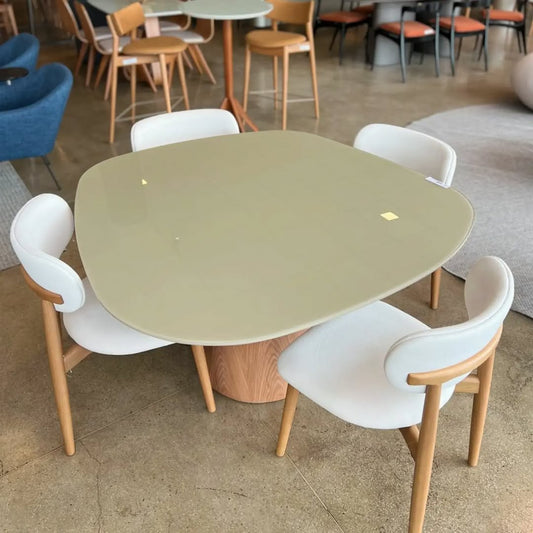 Comedor de 4-S "Payton".